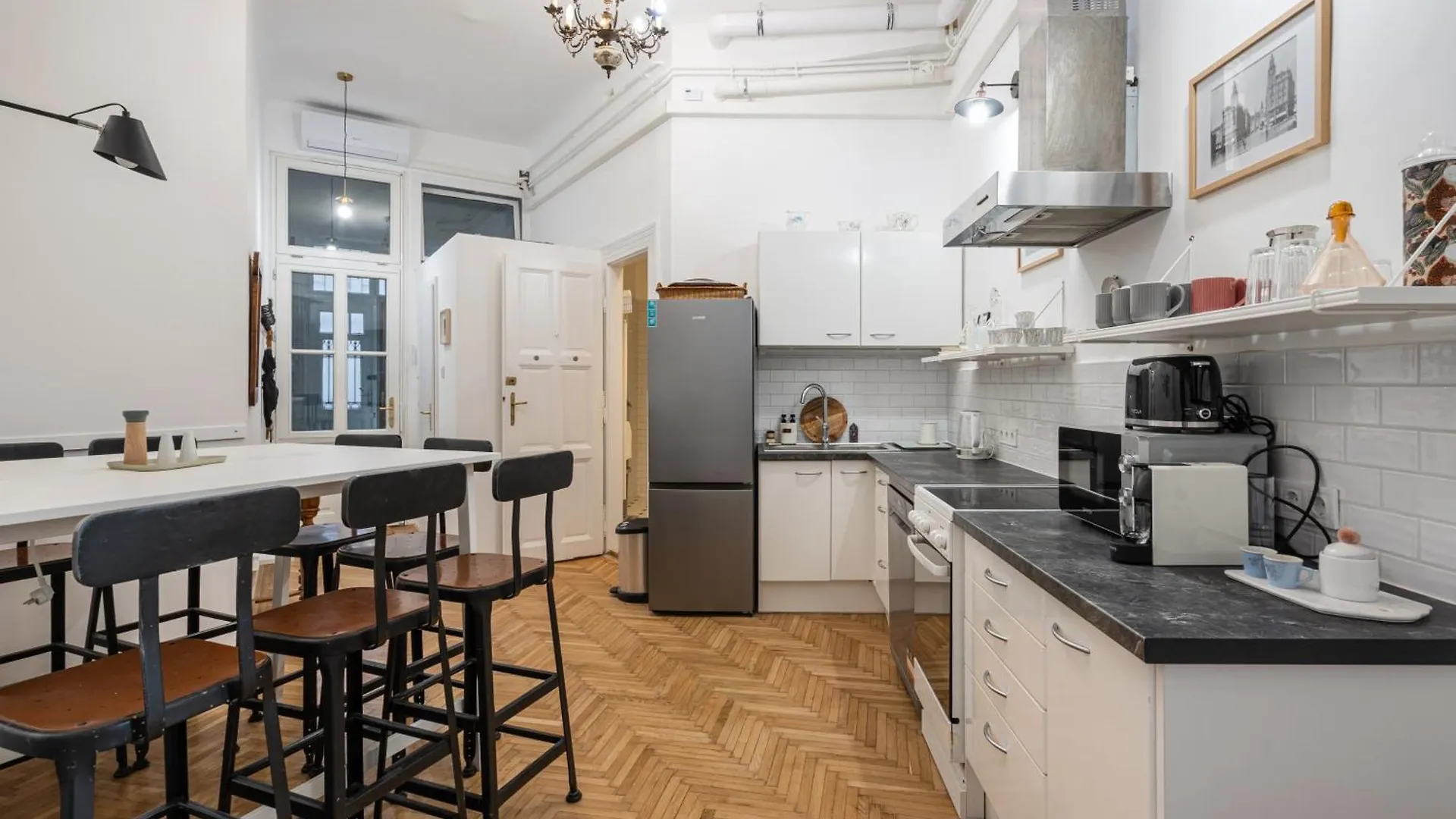 Central Parkside Apartment Budapest