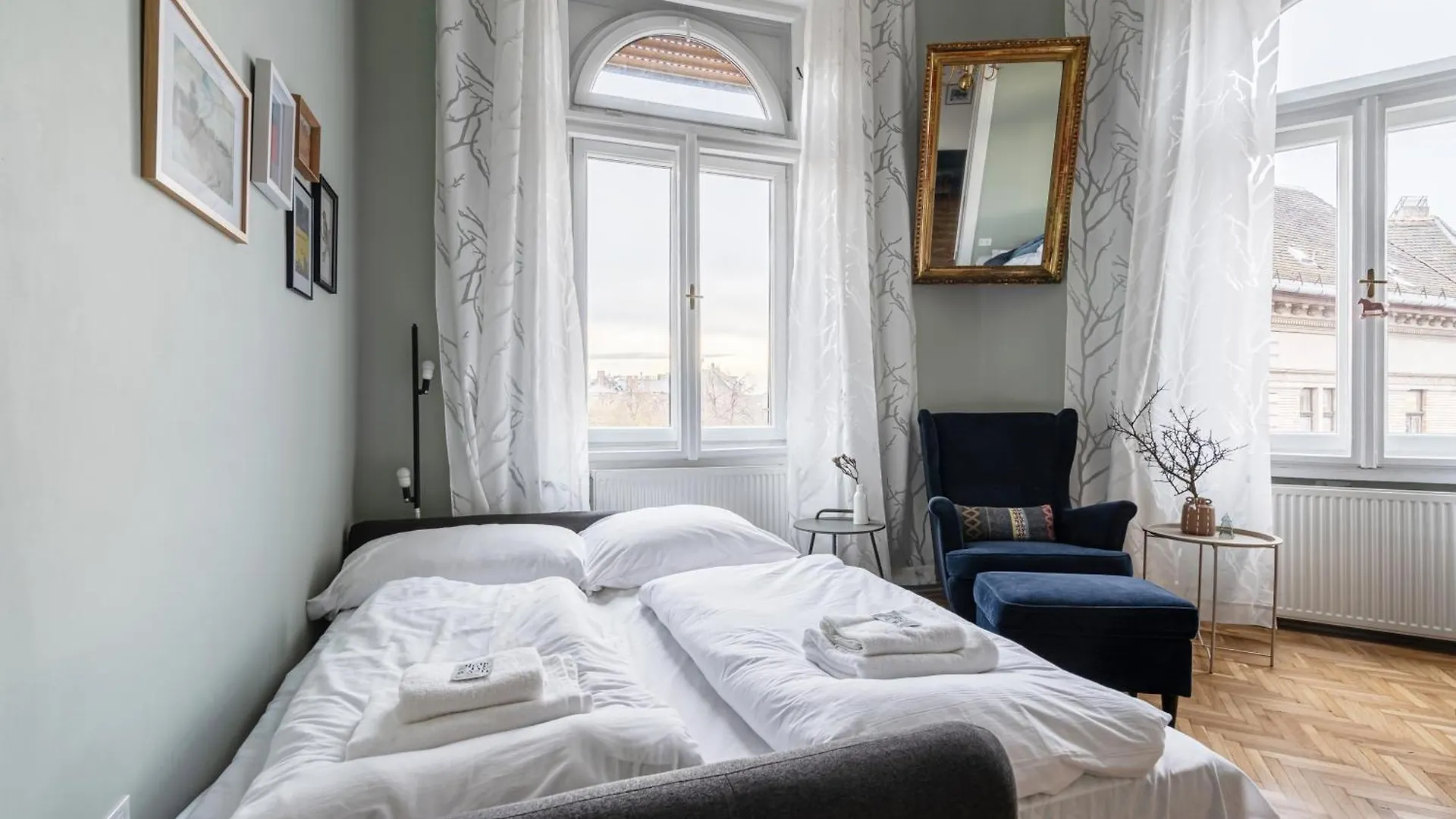 Central Parkside Apartment Budapest 0*,  Hungary