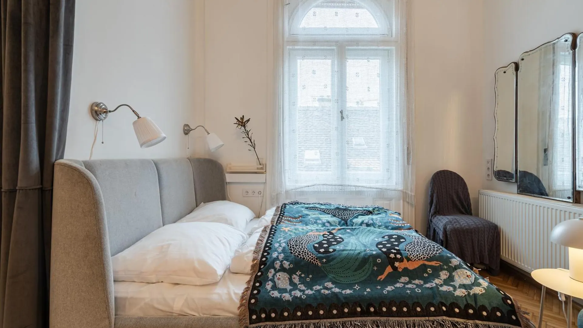 Central Parkside Apartment Budapest